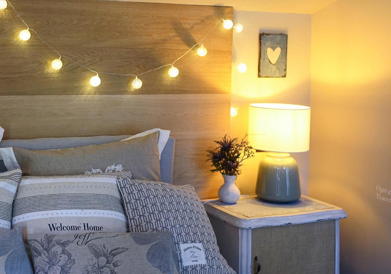 The House Bed and breakfast
